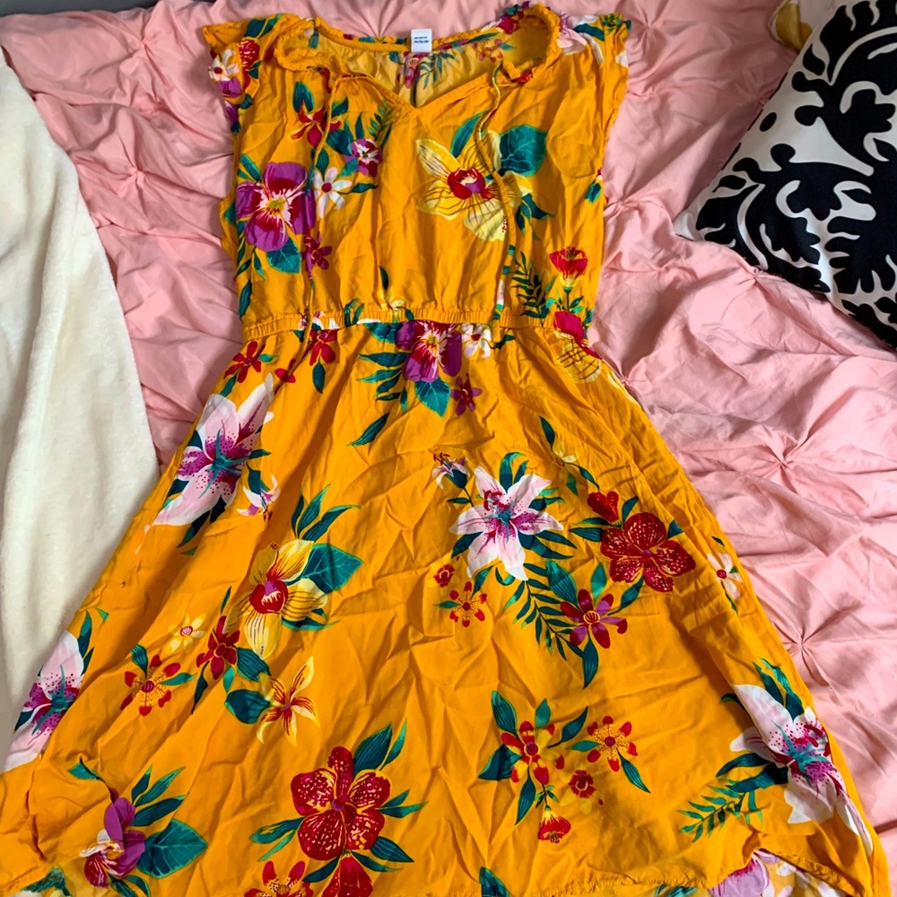 Old Navy mustard yellow floral midi dress